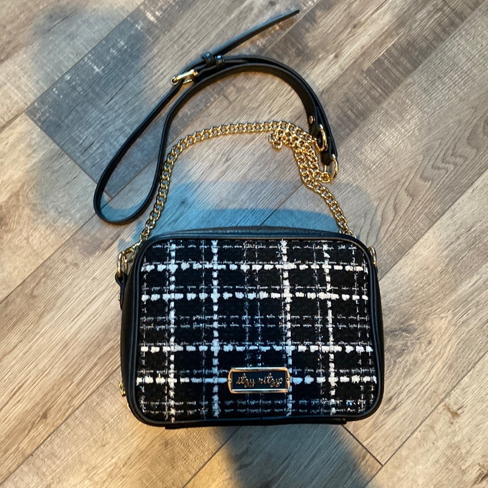 Itzy Ritzy Kelly Purse